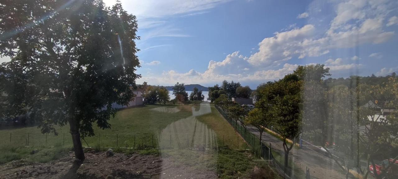 Nautica Tarello - Casa Ena Beb Bed & Breakfast Viverone Eksteriør bilde