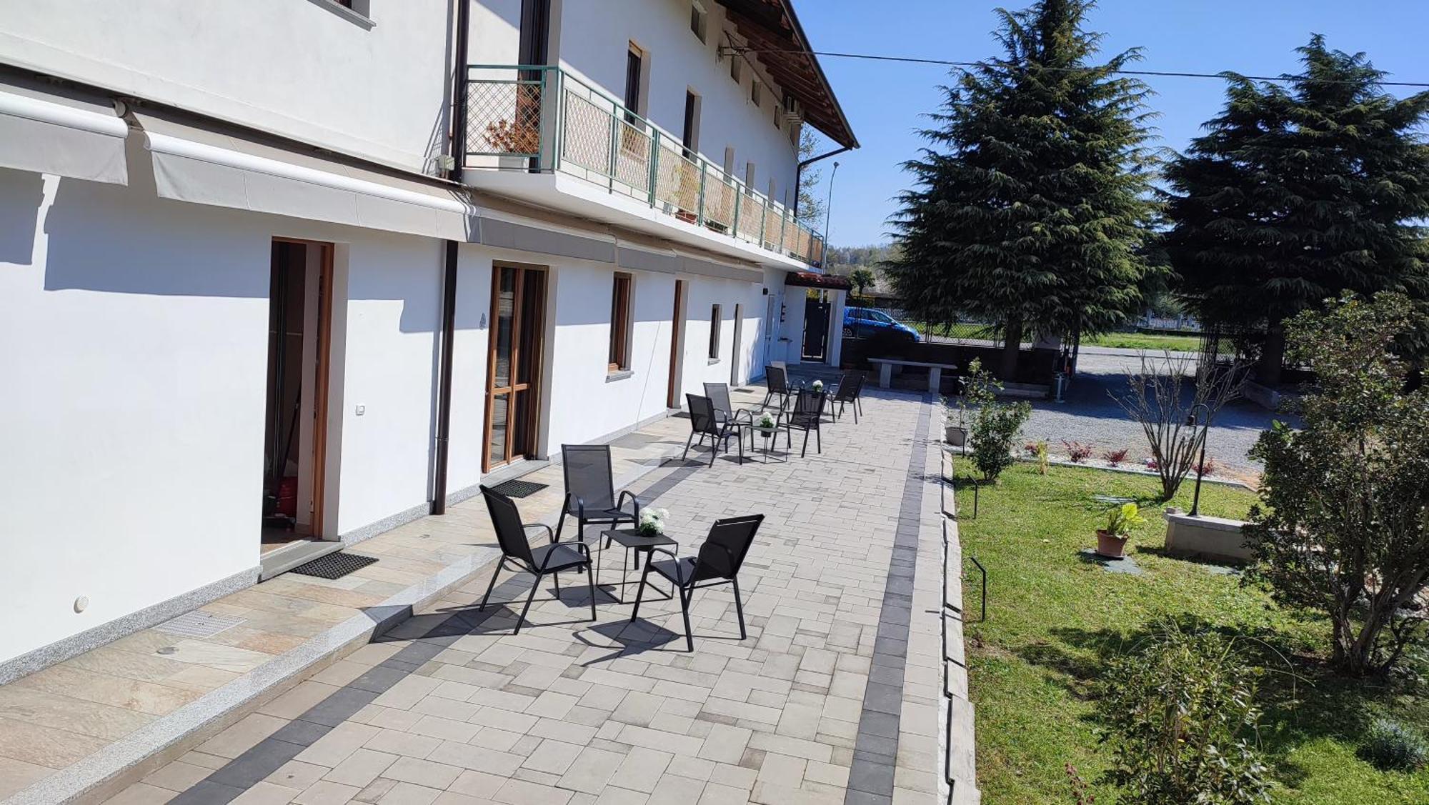 Nautica Tarello - Casa Ena Beb Bed & Breakfast Viverone Eksteriør bilde
