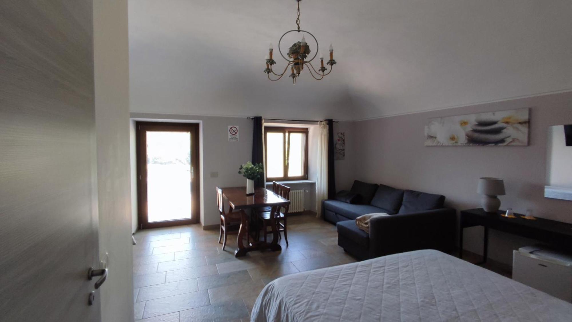 Nautica Tarello - Casa Ena Beb Bed & Breakfast Viverone Eksteriør bilde