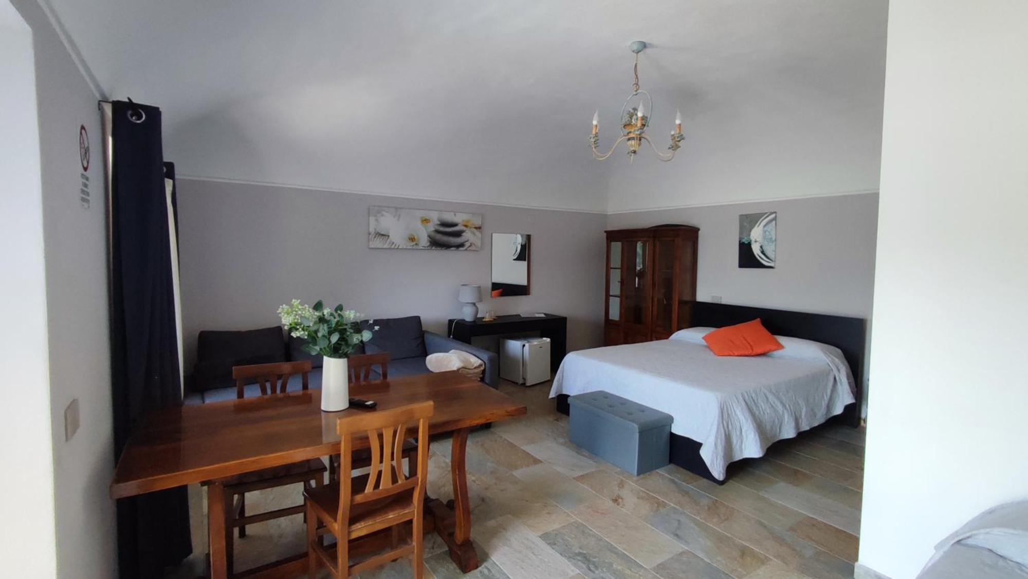 Nautica Tarello - Casa Ena Beb Bed & Breakfast Viverone Eksteriør bilde