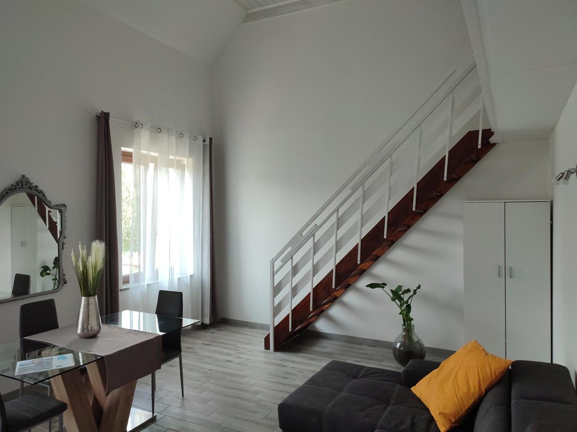 Nautica Tarello - Casa Ena Beb Bed & Breakfast Viverone Eksteriør bilde