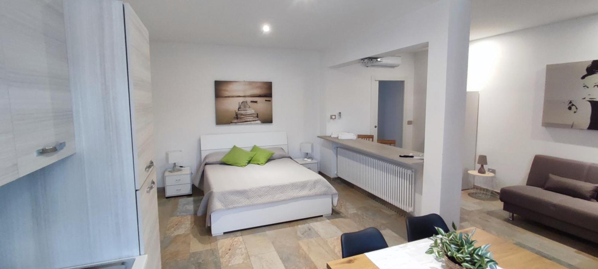 Nautica Tarello - Casa Ena Beb Bed & Breakfast Viverone Eksteriør bilde