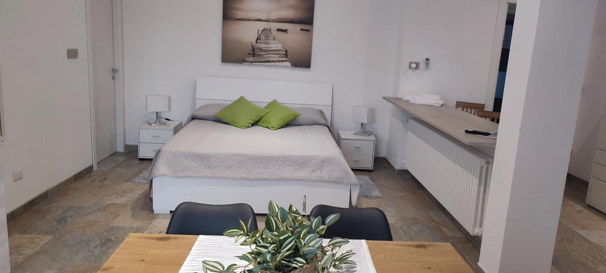 Nautica Tarello - Casa Ena Beb Bed & Breakfast Viverone Eksteriør bilde